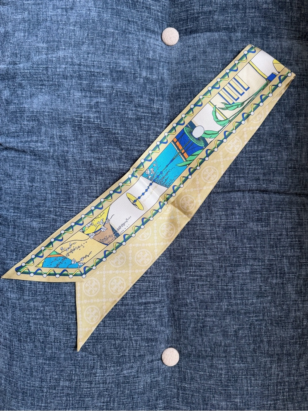 Tory Burch THE POOL RIBBON TIE - 100% silk - Picture 9 of 9